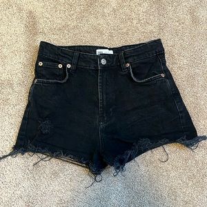 Zara distressed, Jean shorts